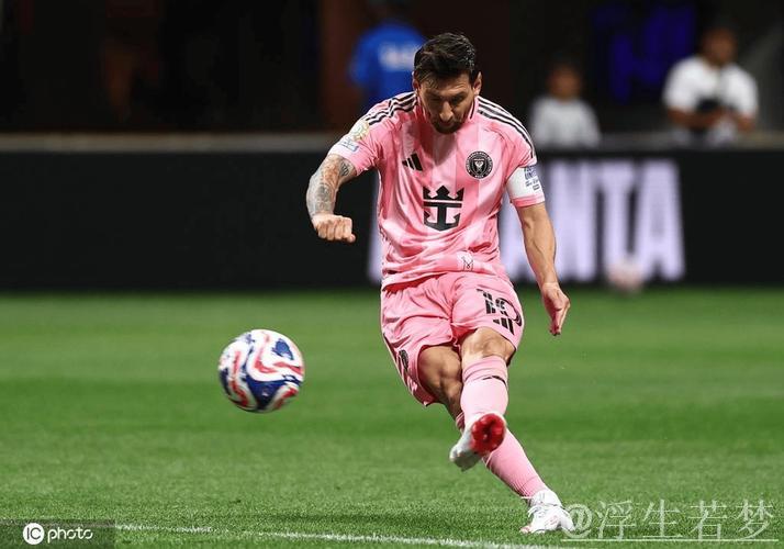 梅西1v7神级破门+独造三球 迈阿密国际4-1逆转蒙特利尔冲击