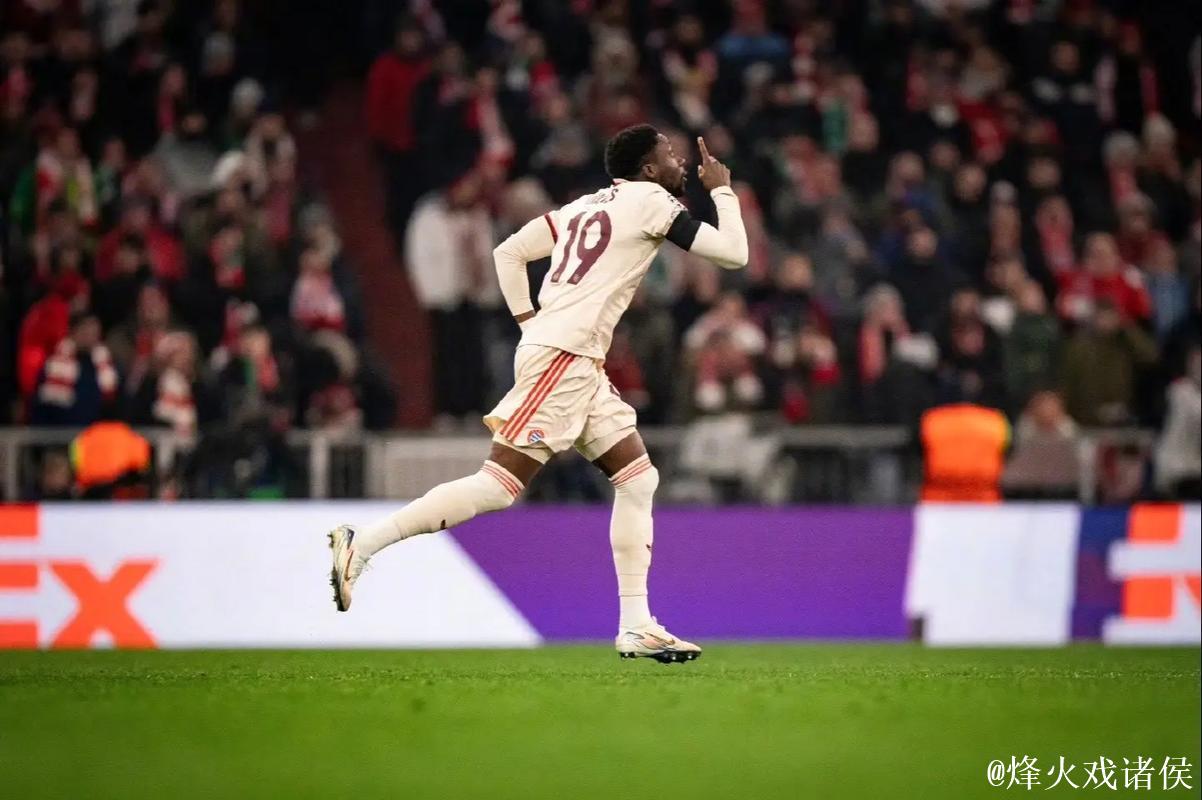 拜仁慕尼黑与加拿大新星戴维斯提前续约 拜仁慕尼黑与加拿大新星戴维斯提前续约